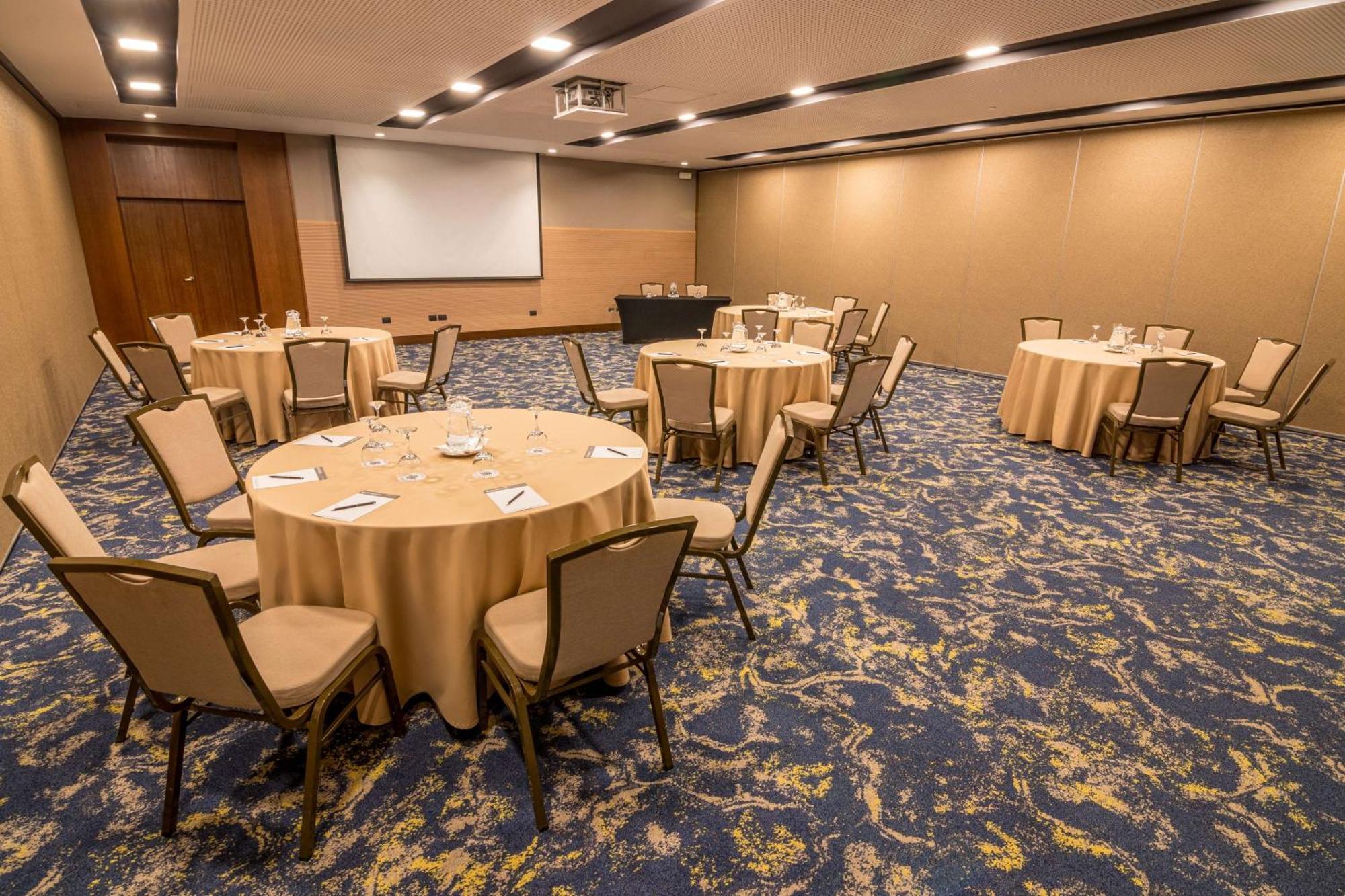 Sonesta Hotel El Olivar Лима Екстериор снимка