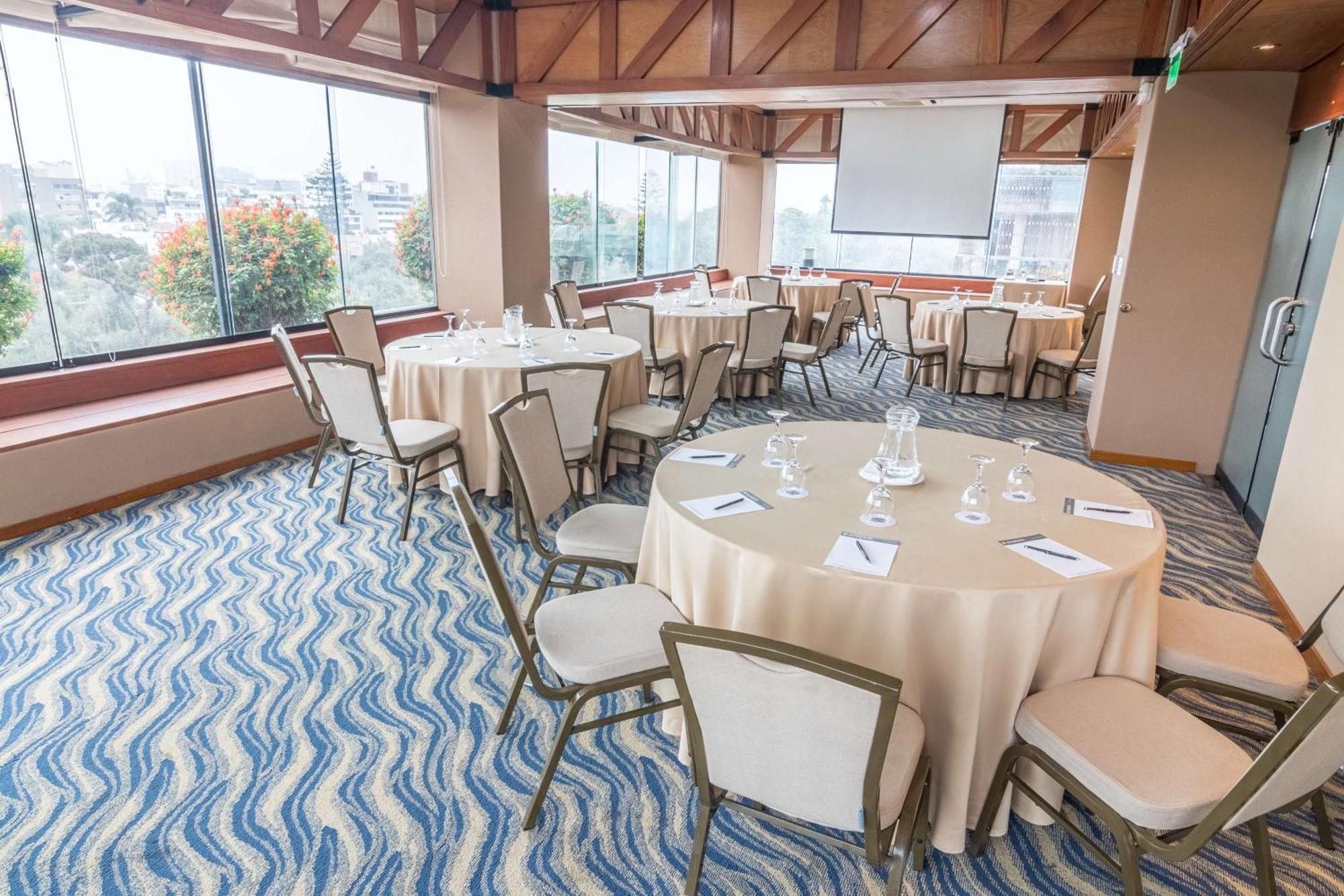 Sonesta Hotel El Olivar Лима Екстериор снимка