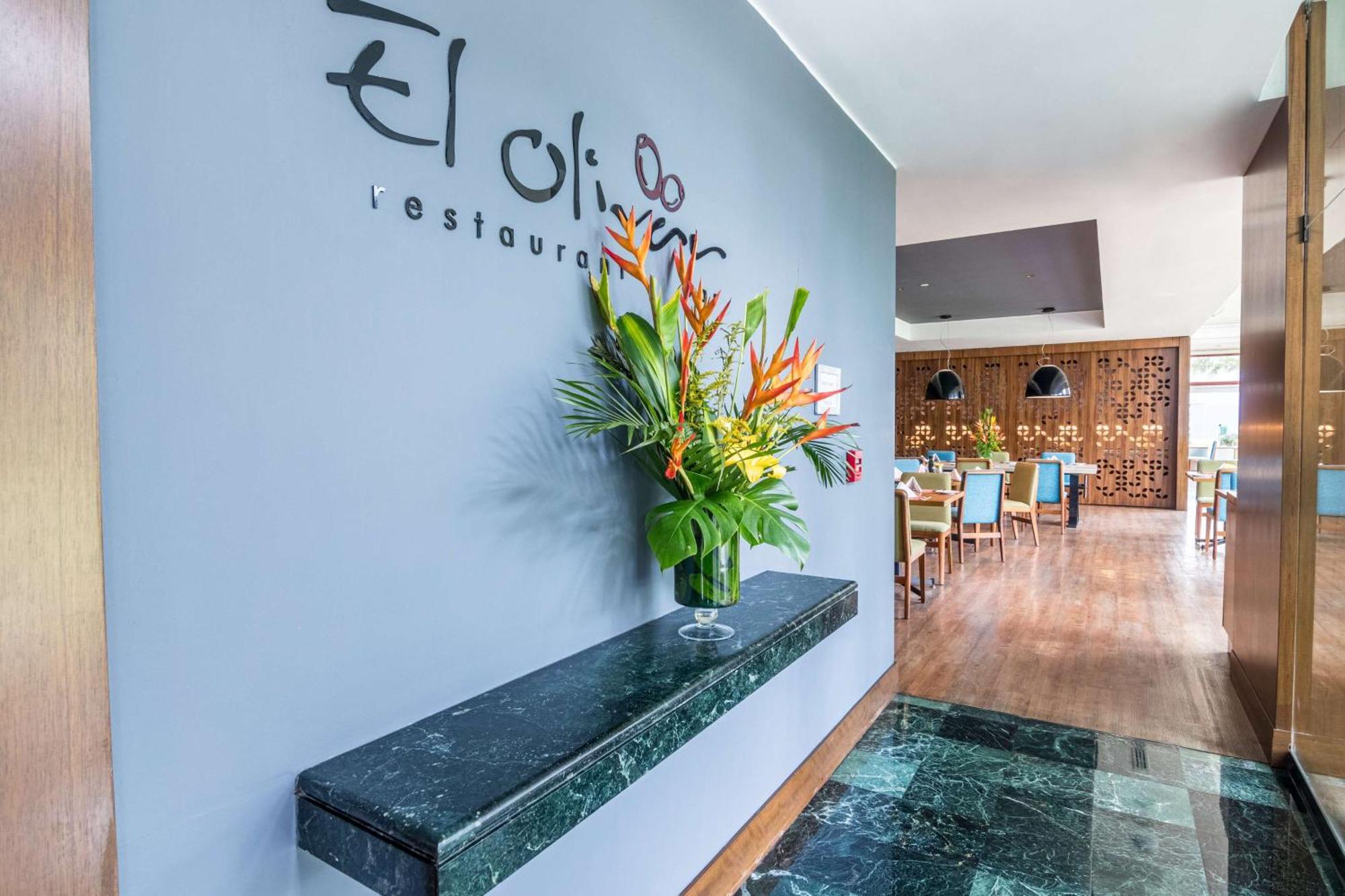 Sonesta Hotel El Olivar Лима Екстериор снимка